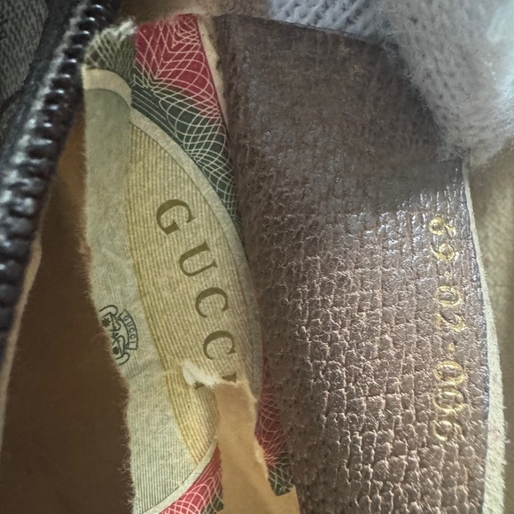 Authentic Gucci Monogram Canvas Bag with Brown Leather Trim - Picture 10 of 15